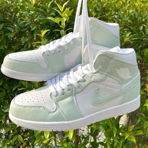 Womens Green Jordan 1 Shoes 